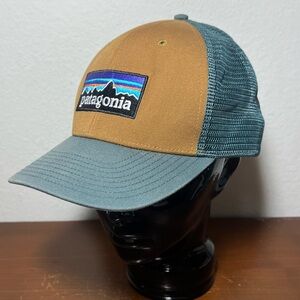 Patagonia P-6 Logo LoPro Trucker Hat in Talon Gold OS Adjustable